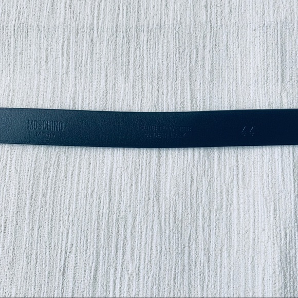 Moschino Logo Leather Belt - Picture 5 of 7